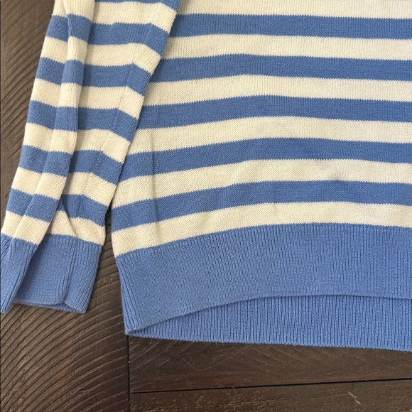 Vineyard Vines Blue and White Striped Crewneck Sweater - Picture 3 of 9